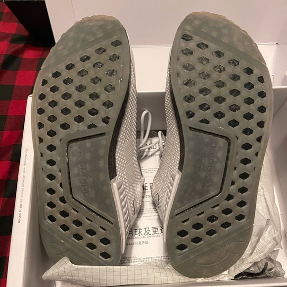 Adidas x NASA NMD_R1 - Picture 6 of 6